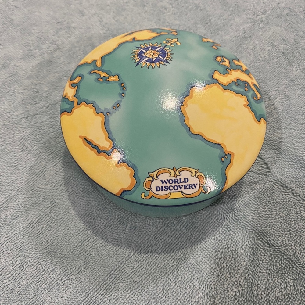 Tiffany trinket box
